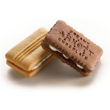 Arnotts PCP204 Creamy Chocolate and Shortbread Cream Biscuit 315879